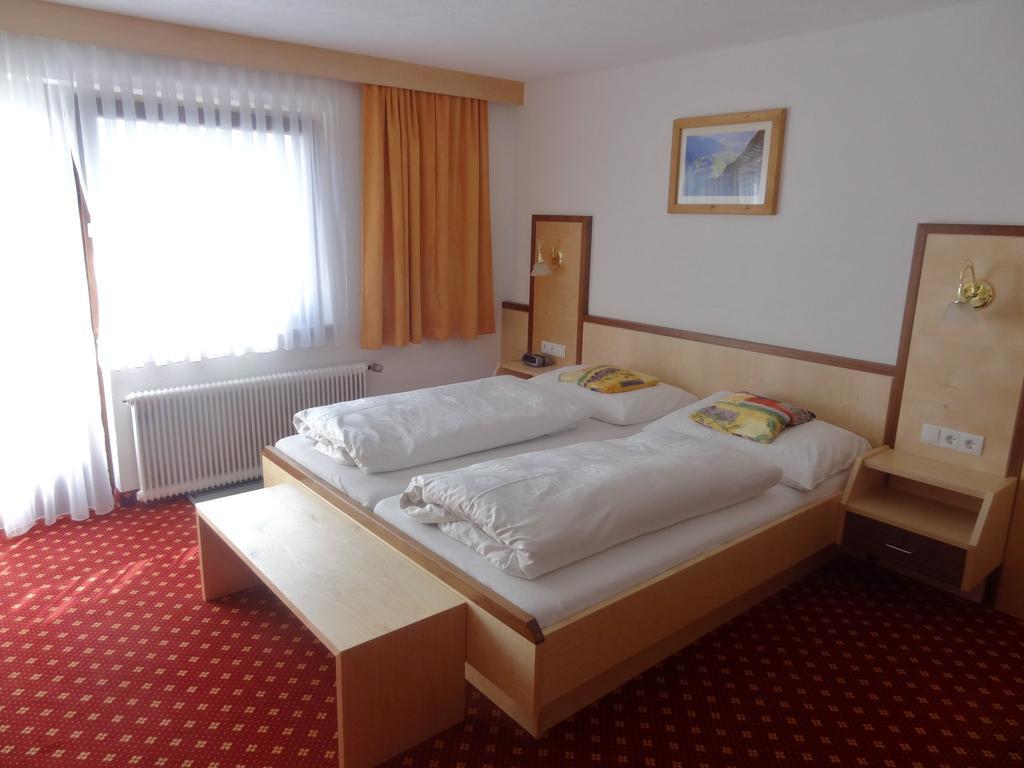 Pension Schöpf Arzl im Pitztal Zimmer foto
